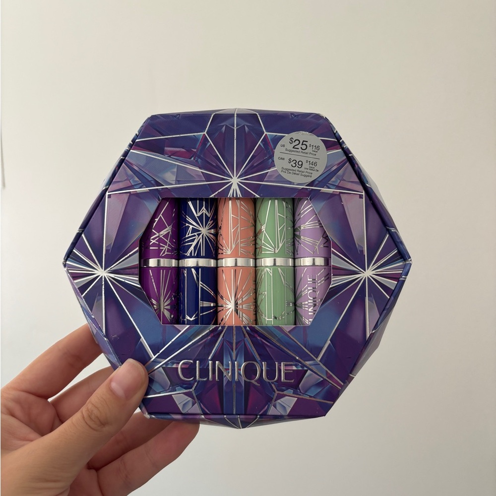 NWT Clinique Holiday Mini Lipstick Set.